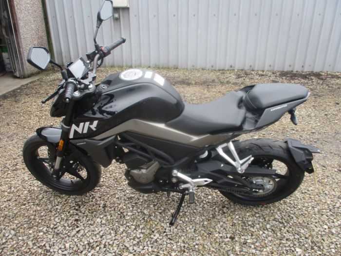 Cf Moto 250NK 250NK Naked Petrol Black