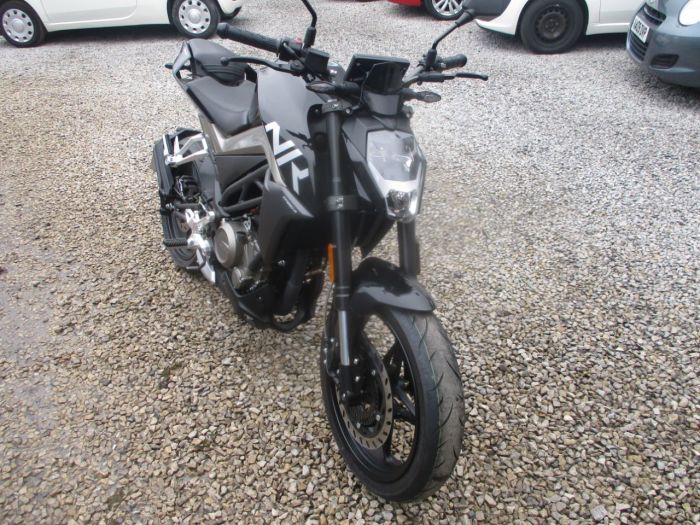 Cf Moto 250NK 250NK Naked Petrol Black