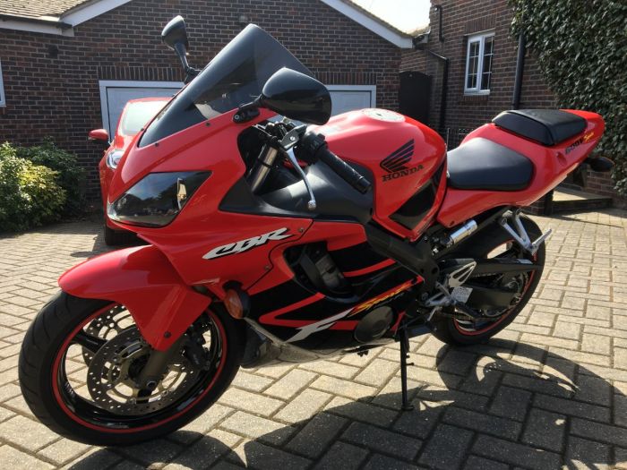 Honda CBR600F CBR 600 F sport Sports Bike Petrol Red