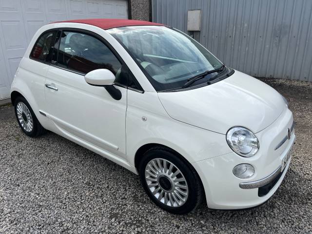 Fiat 500 0.9 TwinAir Lounge 2dr ## LOW MILES - £0 ROAD TAX ## Convertible Petrol White