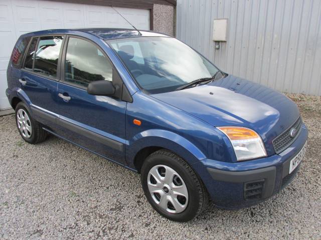 Ford Fusion 1.4 Style 5dr Auto [Climate] ## LOW MILES - 1 FORMER KEEPER ## Hatchback Petrol Blue