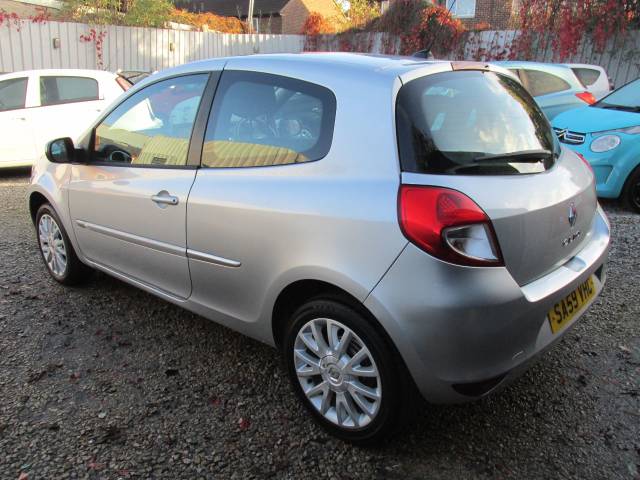 2009 Renault Clio 1.2 16V TomTom Edition 3dr ## LOW MILES - STUNNING CAR ##