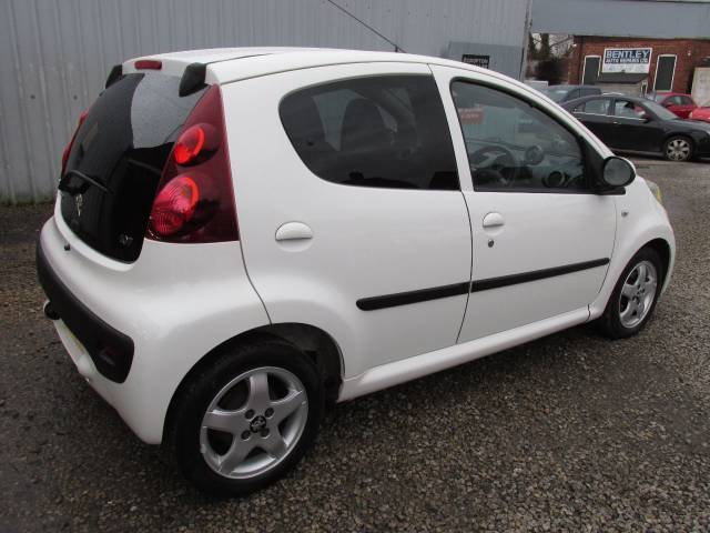 2013 Peugeot 107 1.0 Allure 5dr ## LOW MILES - £0 ROAD TAX ##