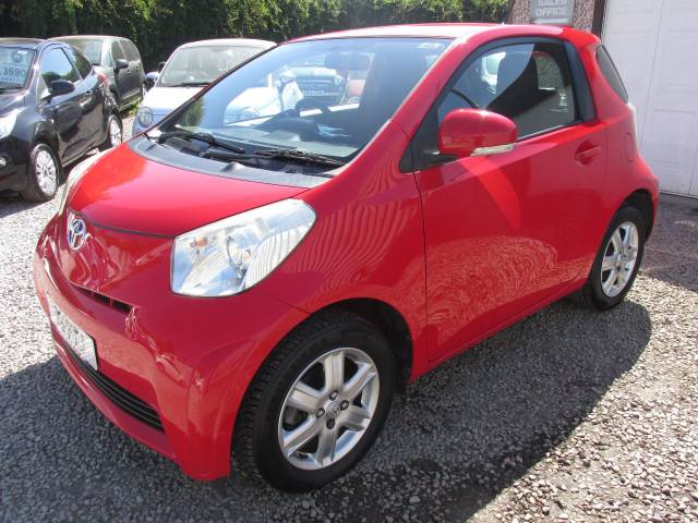2009 Toyota iQ 1.0 VVT-i 3dr ## £0 ROAD TAX - EXCEPTIONALLY CLEAN CAR ##
