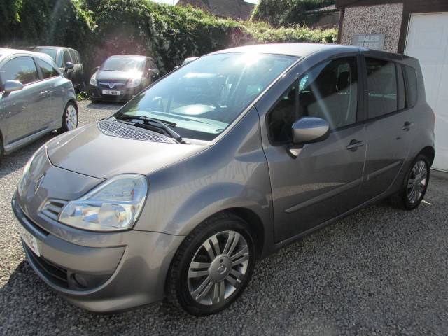 2011 Renault Grand Modus 1.2 TCE Dynamique 5dr ## FSH - OUTSTANDING CONDITION ##