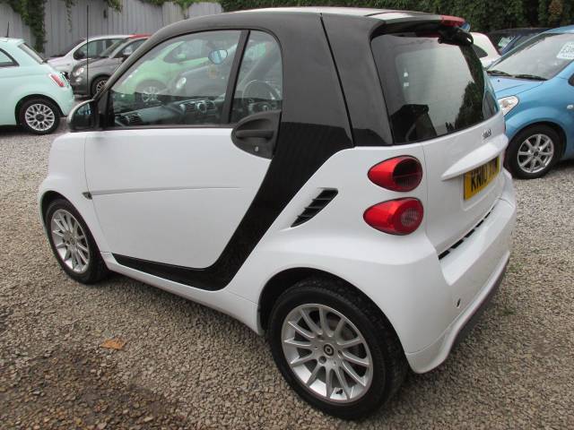 2010 Smart Fortwo Coupe 1.0 Passion 2dr Auto [84] ## LOW MILES - £35 ROAD TAX - STUNNING CAR ##