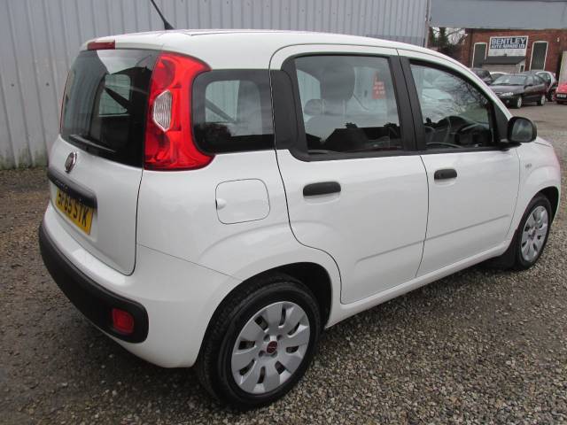 2016 Fiat Panda 1.2 Pop 5dr ## LOW MILES - STUNNING CAR ##