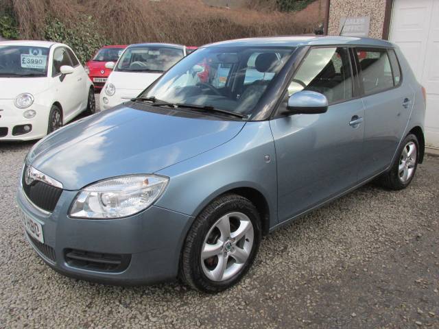 2009 Skoda Fabia 1.6 16V 2 5dr Tiptronic ## LOW MILES - FSH ##
