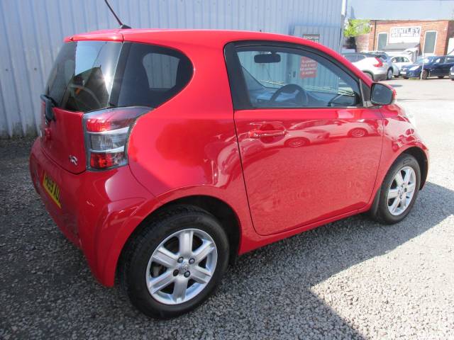 2009 Toyota iQ 1.0 VVT-i 3dr ## £20 ROAD TAX - EXCEPTIONALLY CLEAN CAR ##