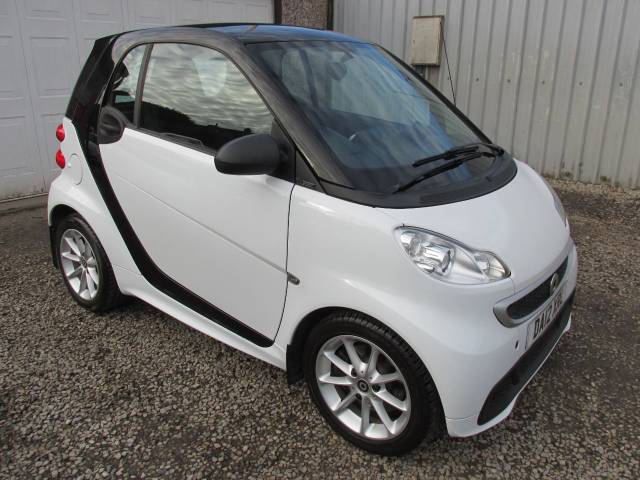 Smart Fortwo Coupe 0.8 CDI Passion 2dr Softouch Auto [2010] ## APPLE/ANDROID CARPLAY ## Coupe Diesel White