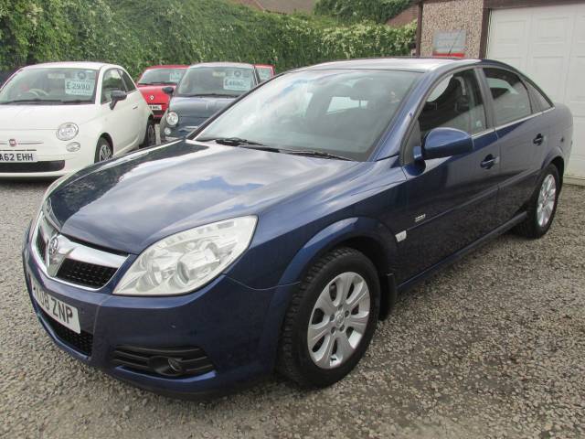 2008 Vauxhall Vectra 2.2i Direct Design 5dr Auto ## LOW MILES - FSH ##