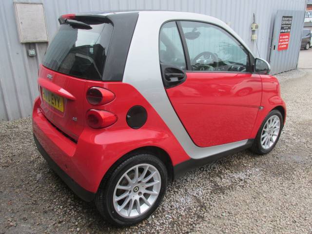2010 Smart Fortwo Coupe 0.8 CDI Passion 2dr Softouch Auto [Luxury Pack] [2010]