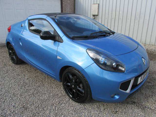 Renault Wind 1.2 TCE GT Line 2dr ## 1 FORMER KEEPER - STUNNING CAR ## Convertible Petrol Blue
