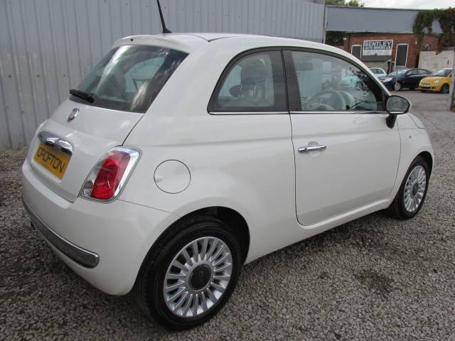 2014 Fiat 500 1.2 Lounge 3dr [Start Stop] ## £35 ROAD TAX - STUNNING CAR ##