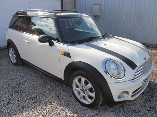 Mini Clubman 1.6 Cooper D 5dr ## £20 ROAD TAX - STUNNING CAR ## Estate Diesel White